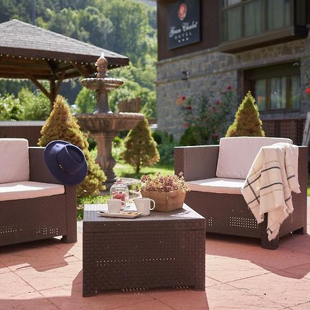 Gran Chalet Hotel & Petit Spa Βιέλα Εξωτερικό φωτογραφία