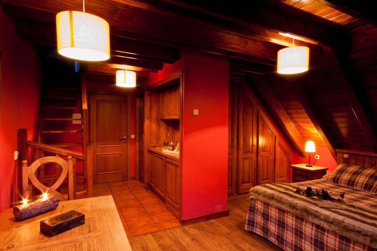 Gran Chalet Hotel & Petit Spa Βιέλα Δωμάτιο φωτογραφία