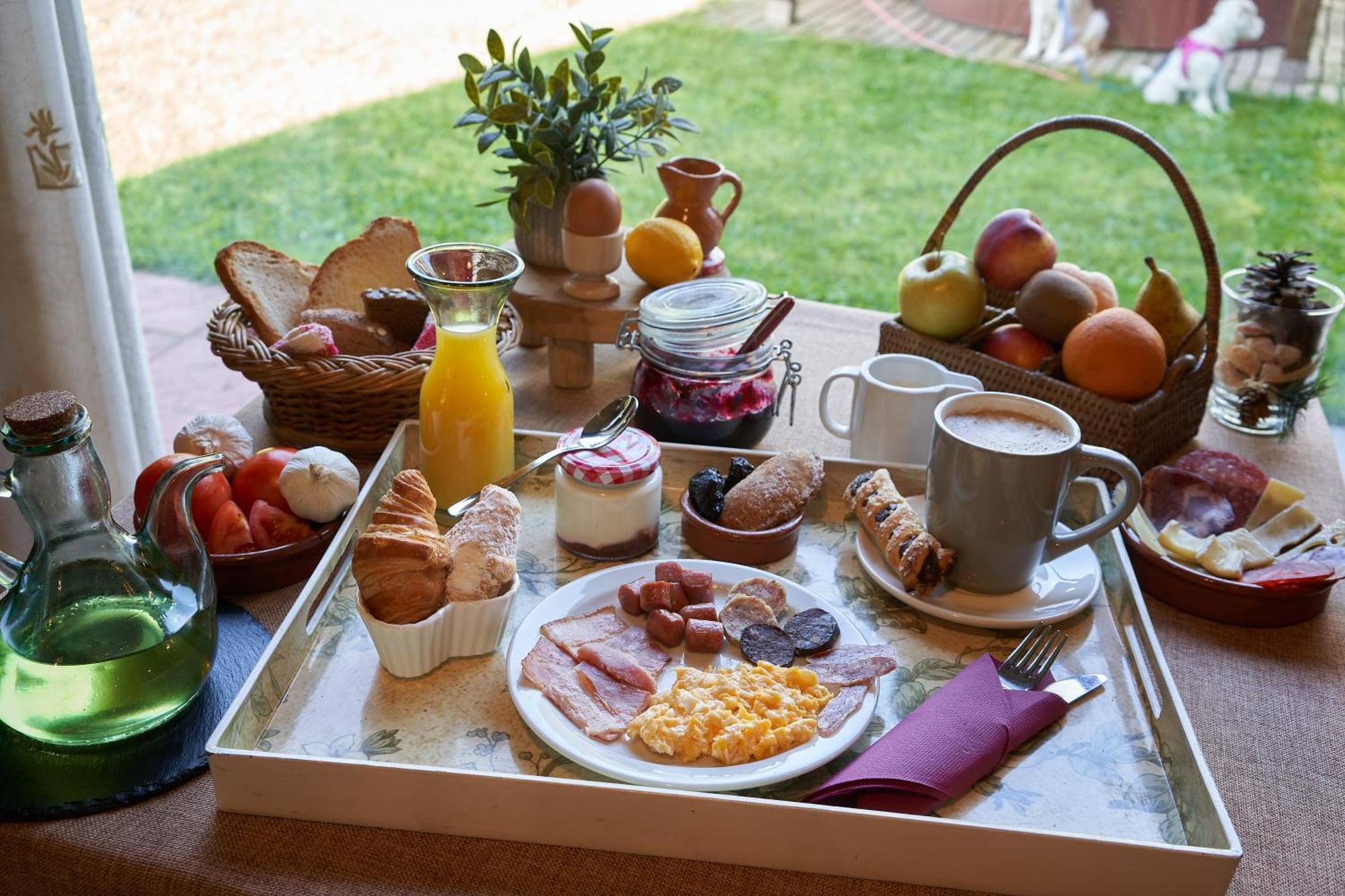 Gran Chalet Hotel & Petit Spa Βιέλα Εξωτερικό φωτογραφία
