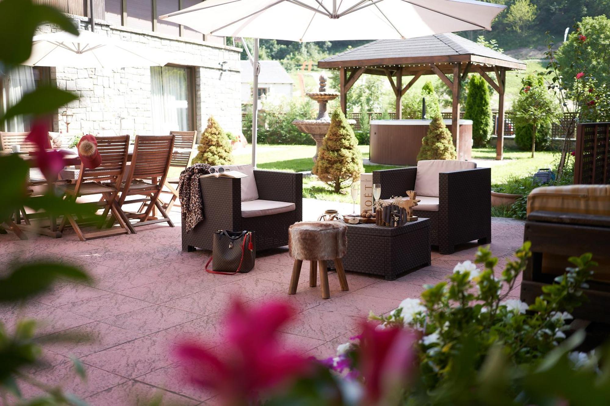 Gran Chalet Hotel & Petit Spa Βιέλα Εξωτερικό φωτογραφία