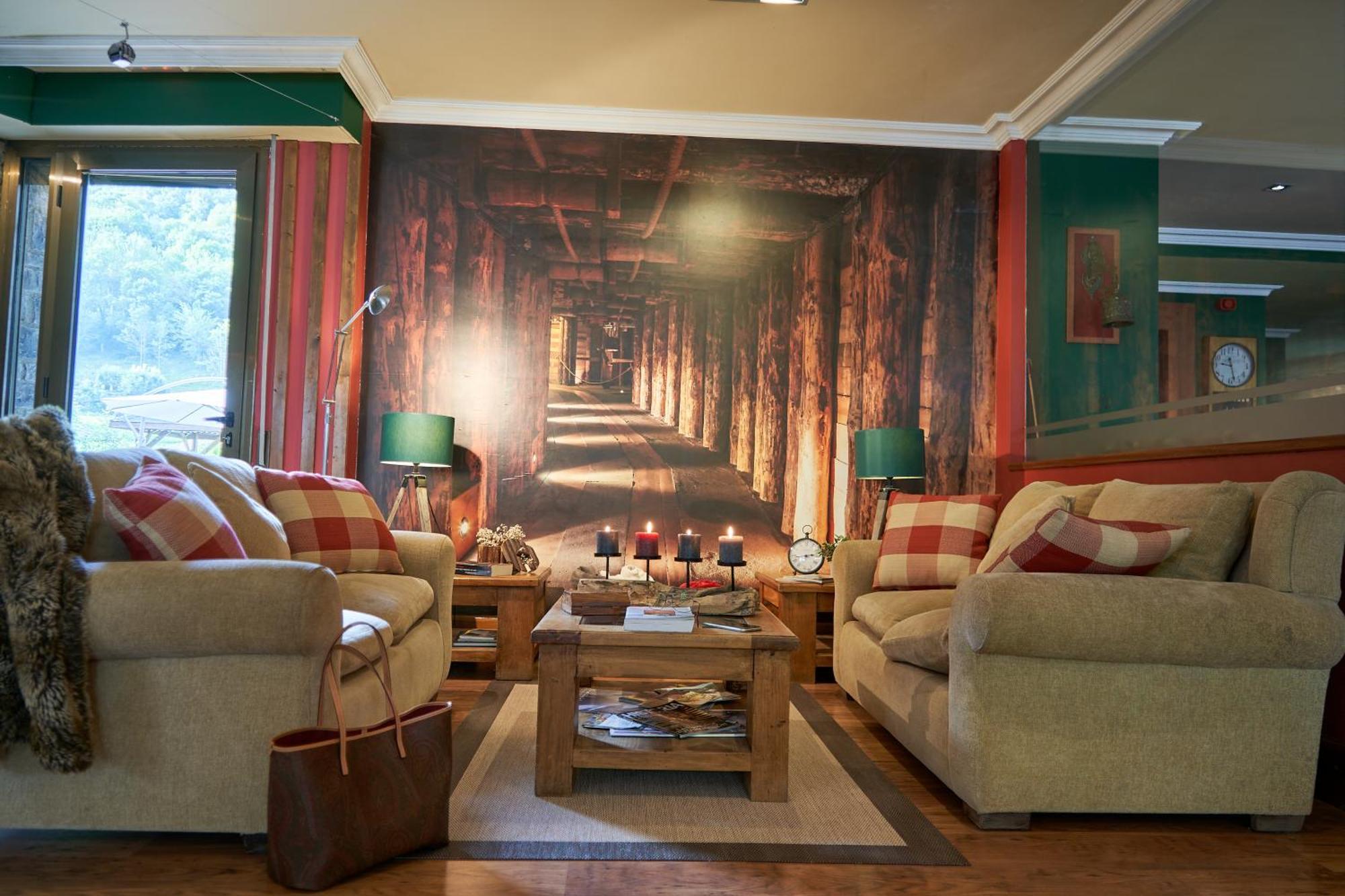 Gran Chalet Hotel & Petit Spa Βιέλα Εξωτερικό φωτογραφία