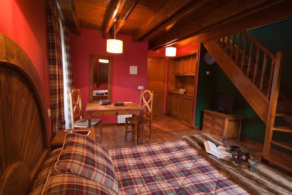 Gran Chalet Hotel & Petit Spa Βιέλα Δωμάτιο φωτογραφία